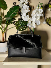 Load image into Gallery viewer, Trendy Shoulder Bag | Stylish &amp; Practical Accessory
