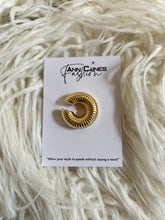 Load image into Gallery viewer, Cuff Non-Piercing Earrings | Stylish &amp; Comfortable Design
