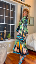 Load image into Gallery viewer, Captivated Ann Kaftan | Elegant &amp; Relaxed Style
