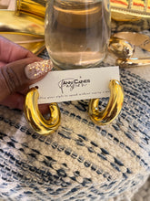 Load image into Gallery viewer, Bulb Earrings | Unique &amp; Elegant Jewelry
