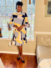 Load image into Gallery viewer, Flaring Work Ann Yellow Striped Pleated Dress
