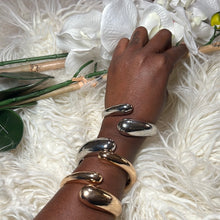 Load image into Gallery viewer, Statement Bangles | Bold &amp; Stylish Accessories
